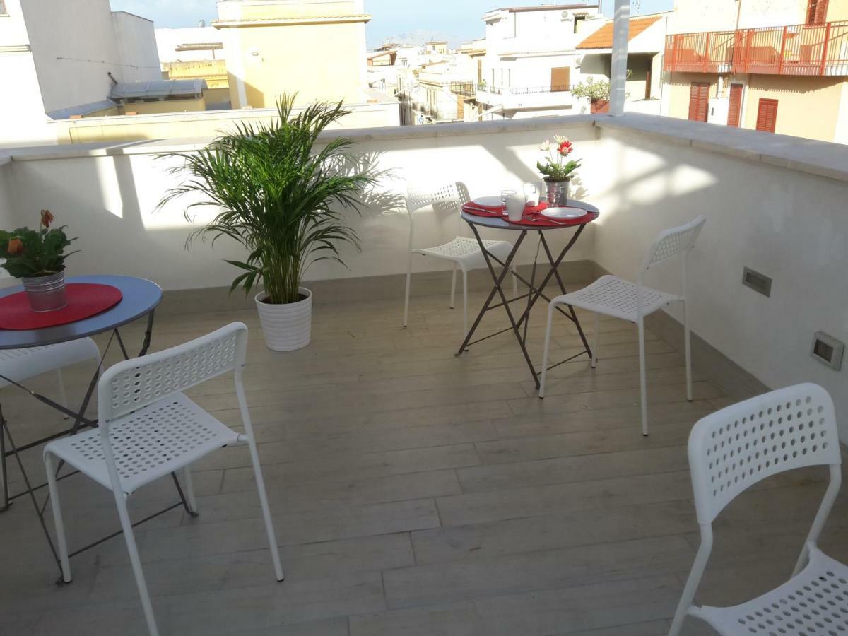 Alma Nua Bed & Breakfast Terrasini Bagian luar foto