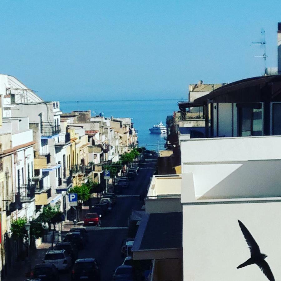 Alma Nua Bed & Breakfast Terrasini Bagian luar foto