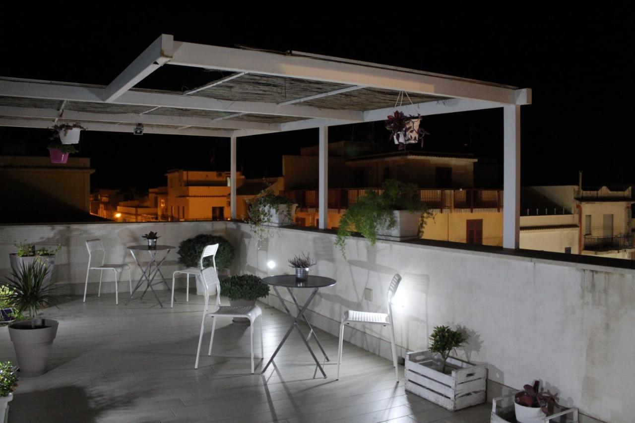 Alma Nua Bed & Breakfast Terrasini Bagian luar foto